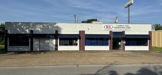 College Station, TX Retail - 902 Foster Ave