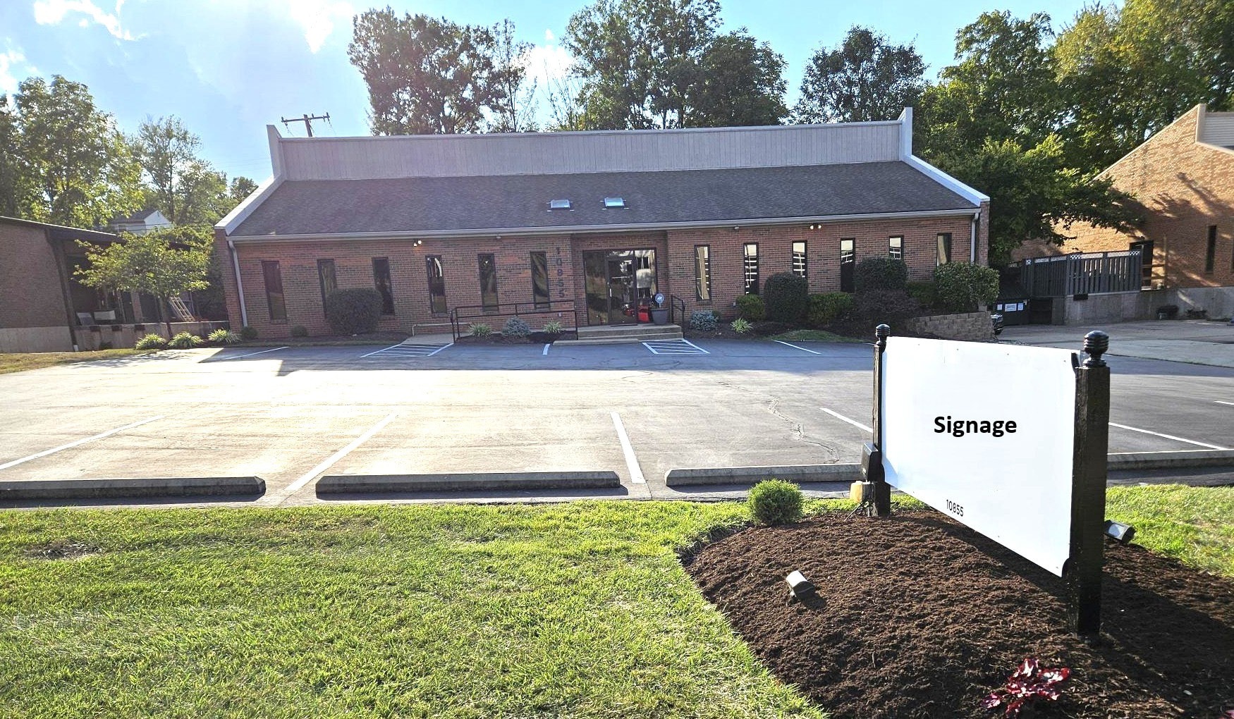 10855 Indeco Dr, Cincinnati, OH for Sale