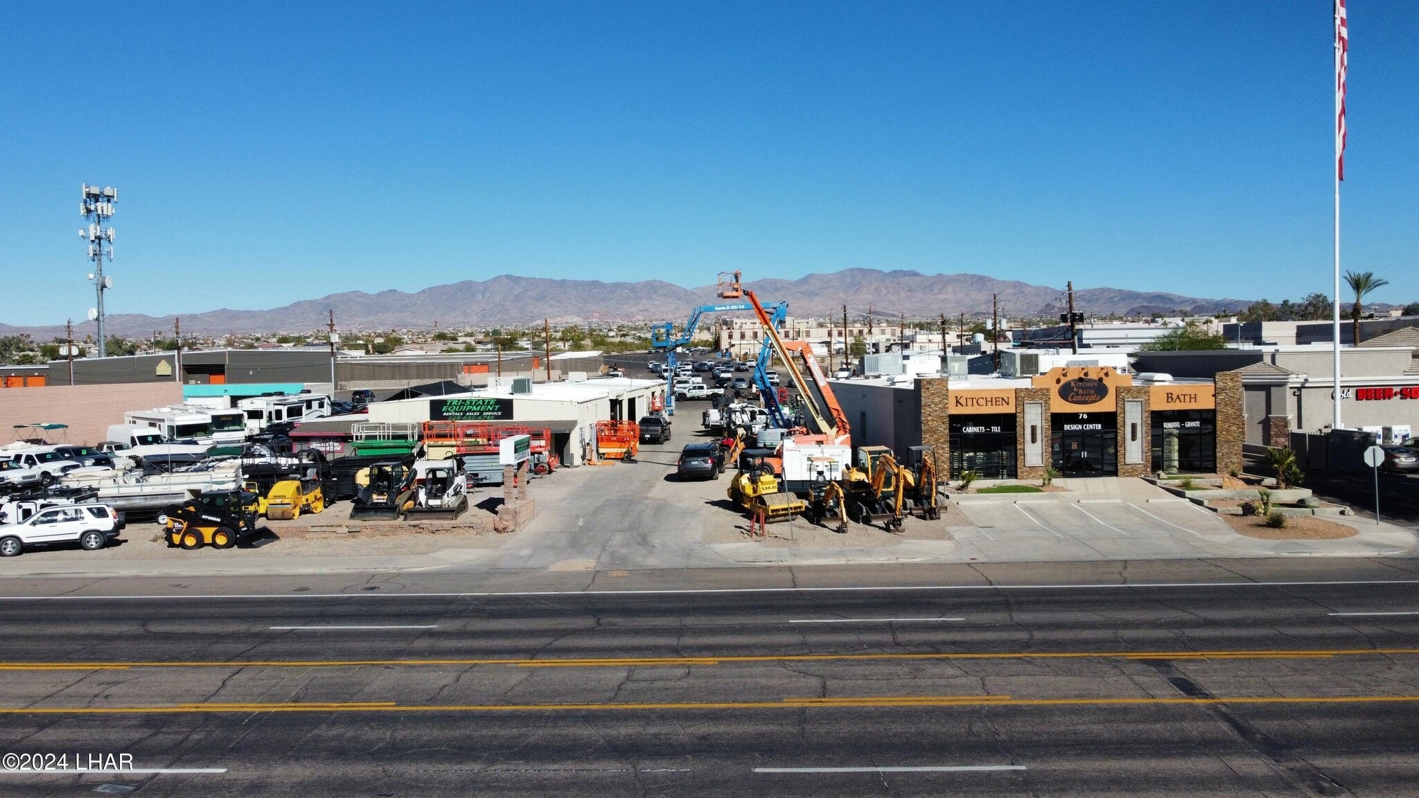 82 Lake Havasu Ave N, Lake Havasu City, AZ for Rent