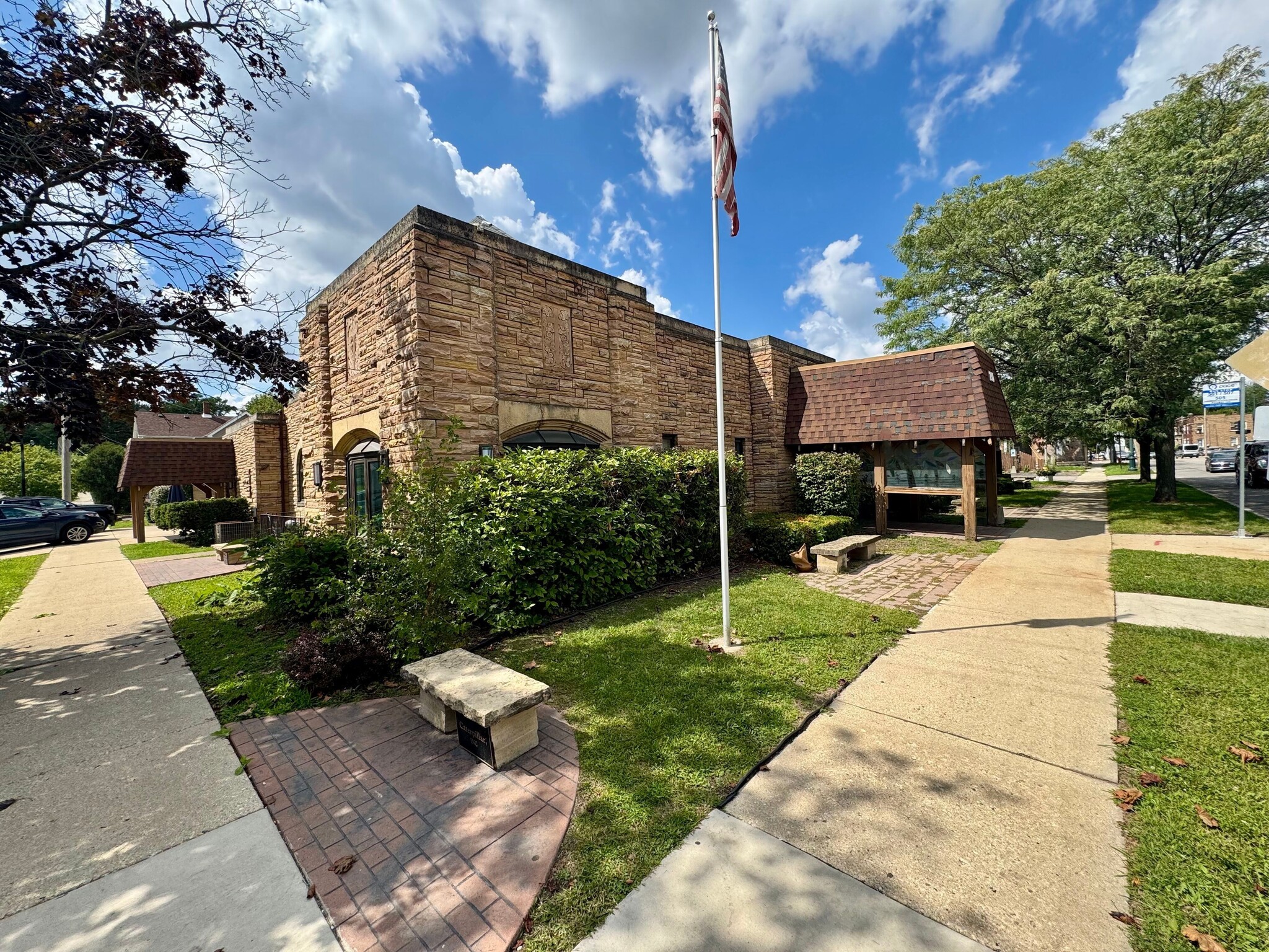 251 N Center St, Joliet, IL for Sale
