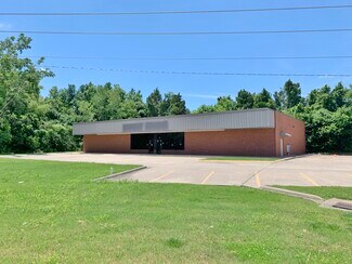 Noble, OK Retail - 720 N Main St Noble, OK Retail - 720 N Main St