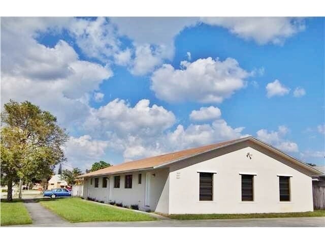 5845-5849 Tyler St, Hollywood, FL for Sale