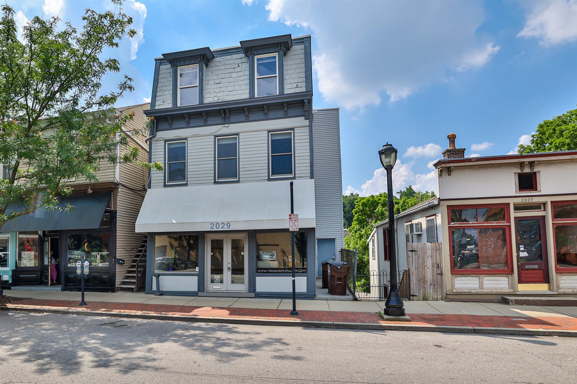 2029 Madison Rd, Cincinnati, OH for Sale