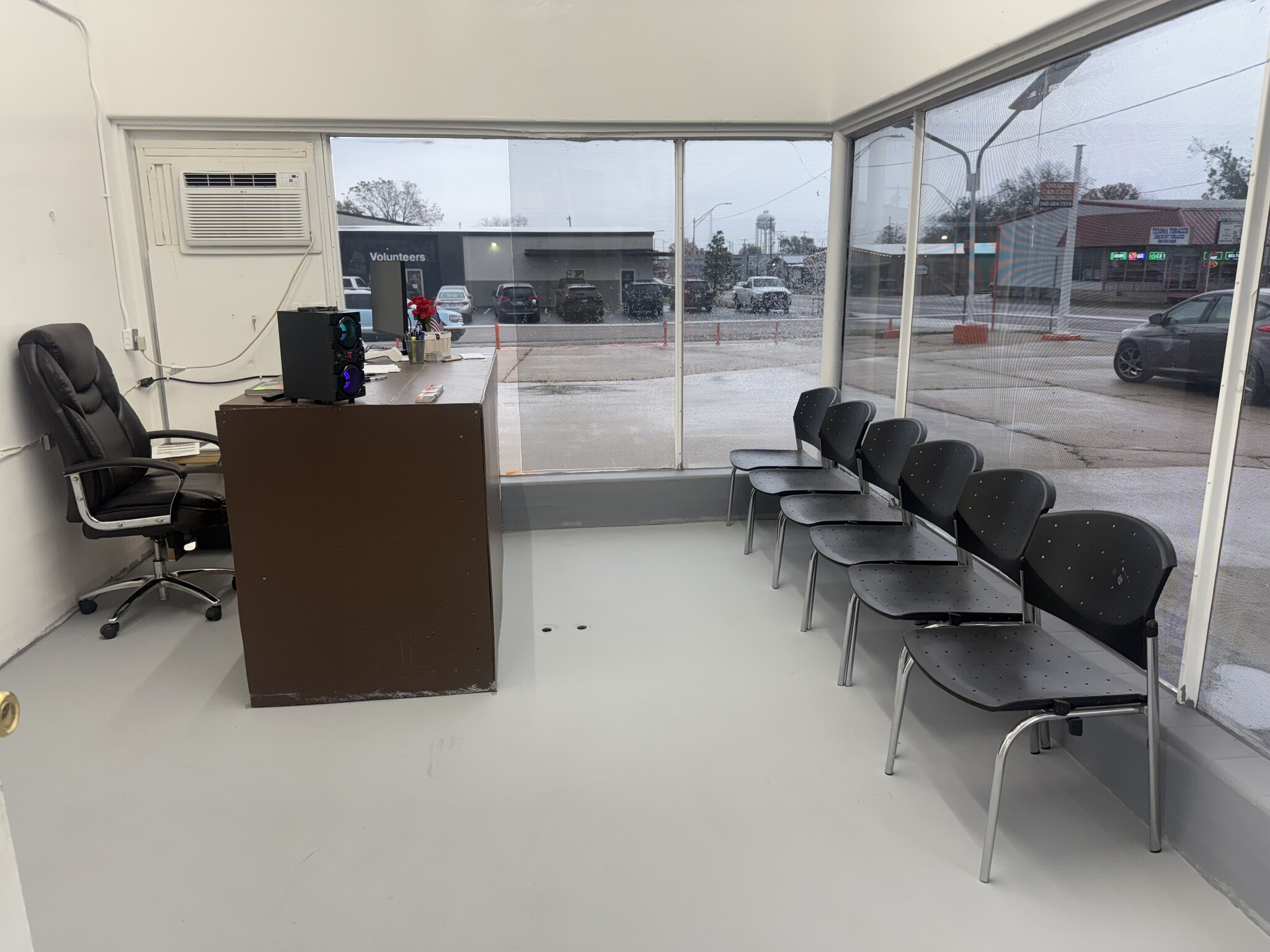 810 W Main St, Durant, OK for Rent