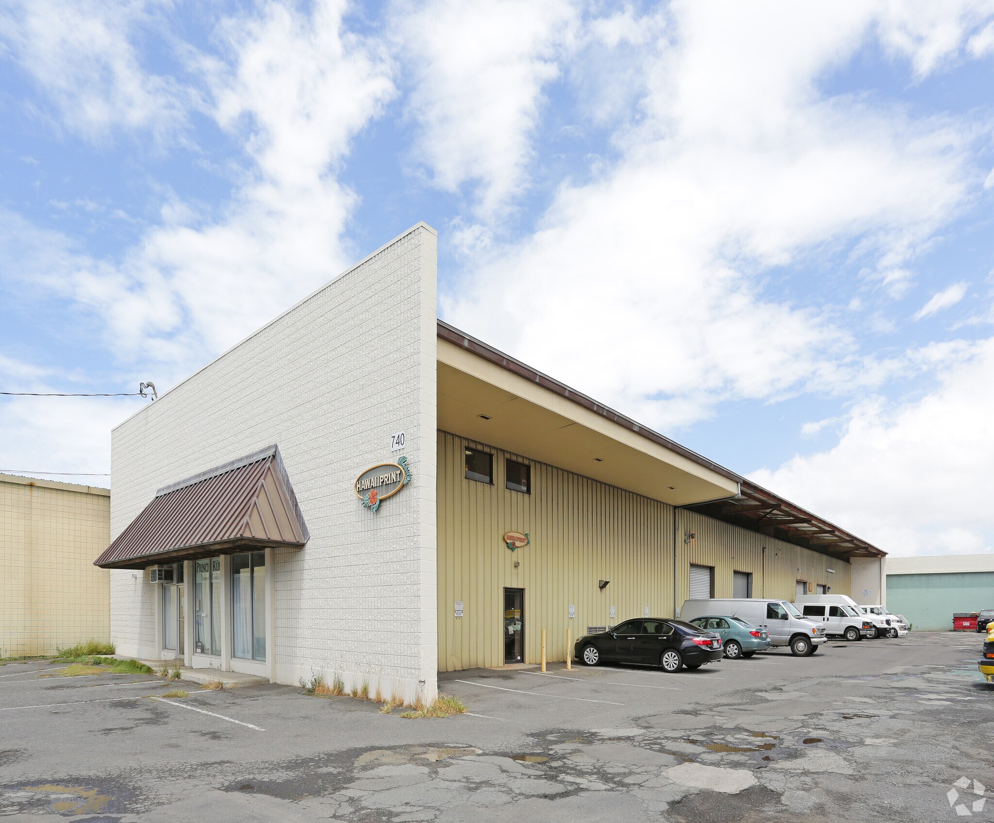 740 Kohou St, Honolulu, HI for Rent