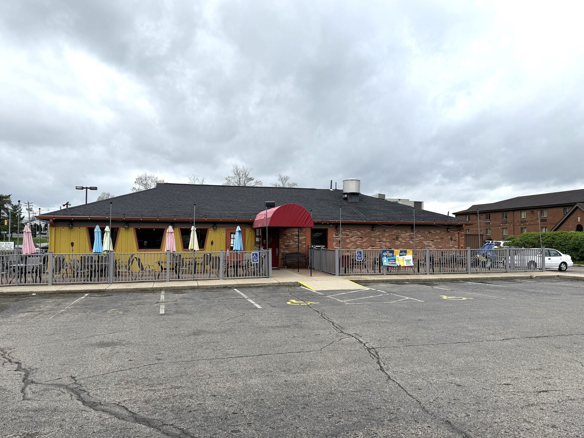 4270 Hunt Rd, Cincinnati, OH for Sale