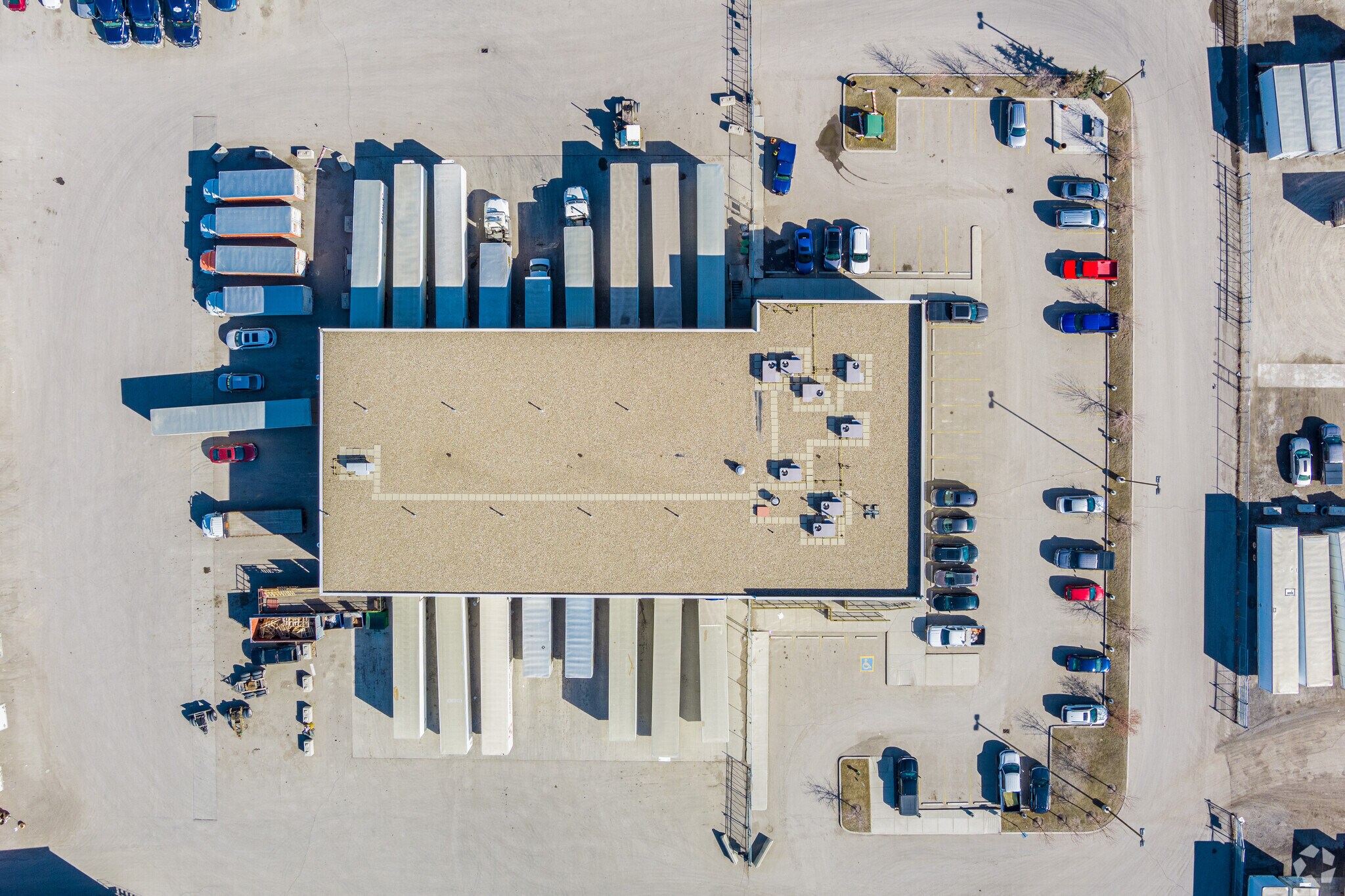 4700 & 4702 102 Av SE, Calgary, AB for Rent