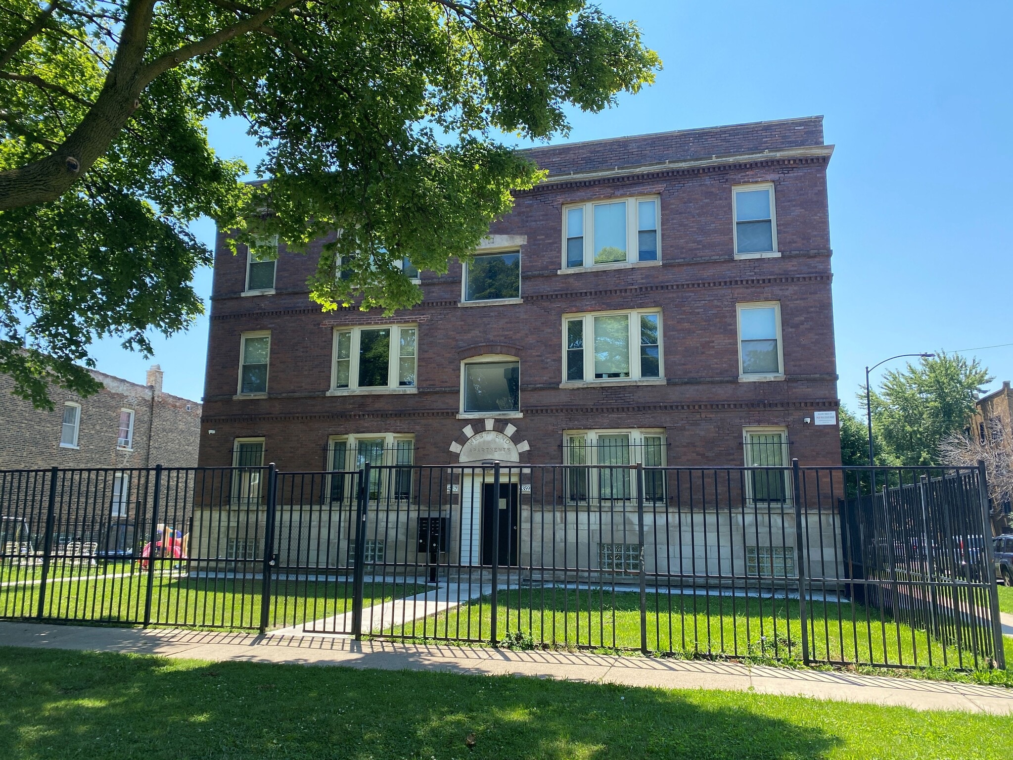 4359 W West End Ave, Chicago, IL for Sale