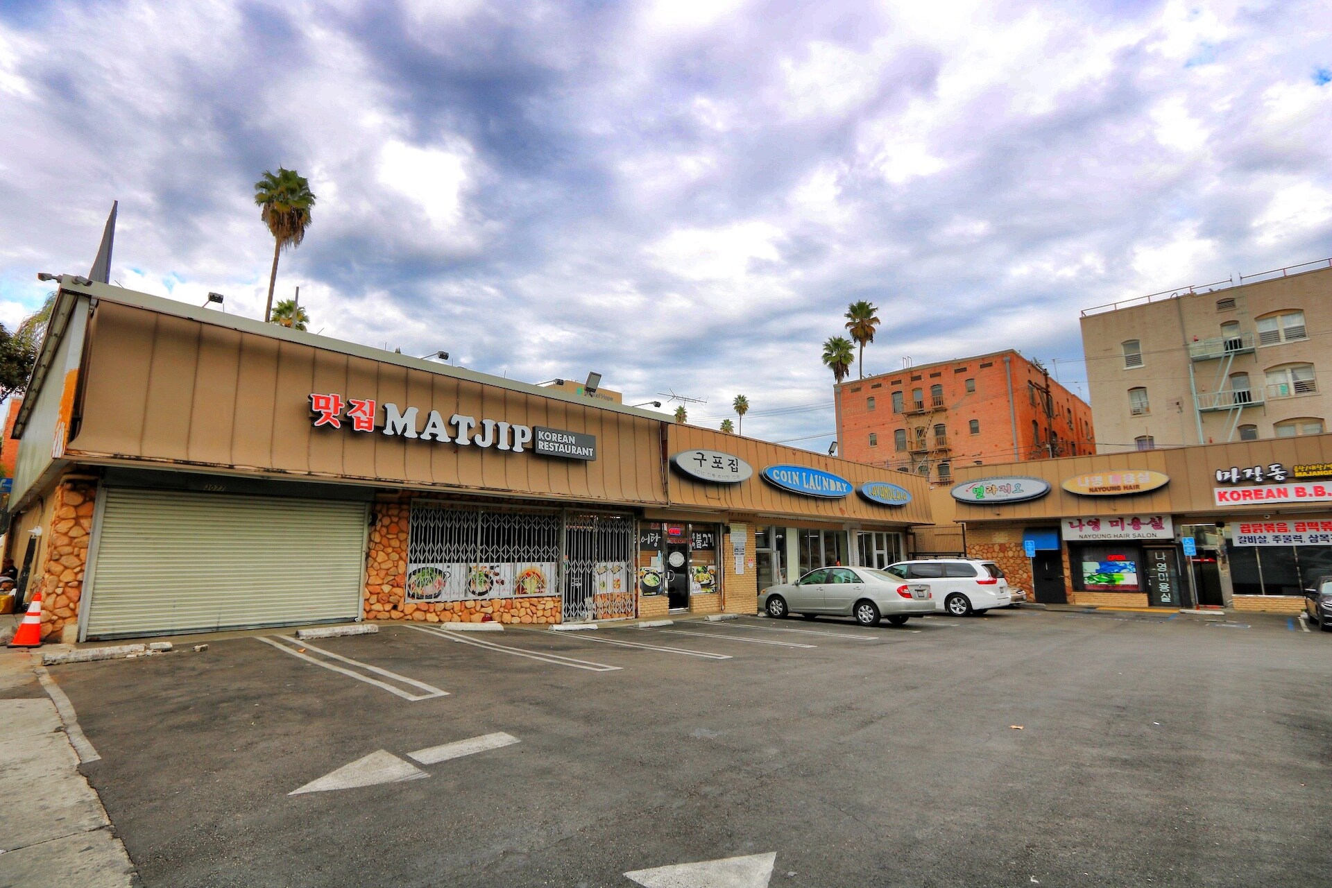 3069 W 8th St, Los Angeles, CA for Rent