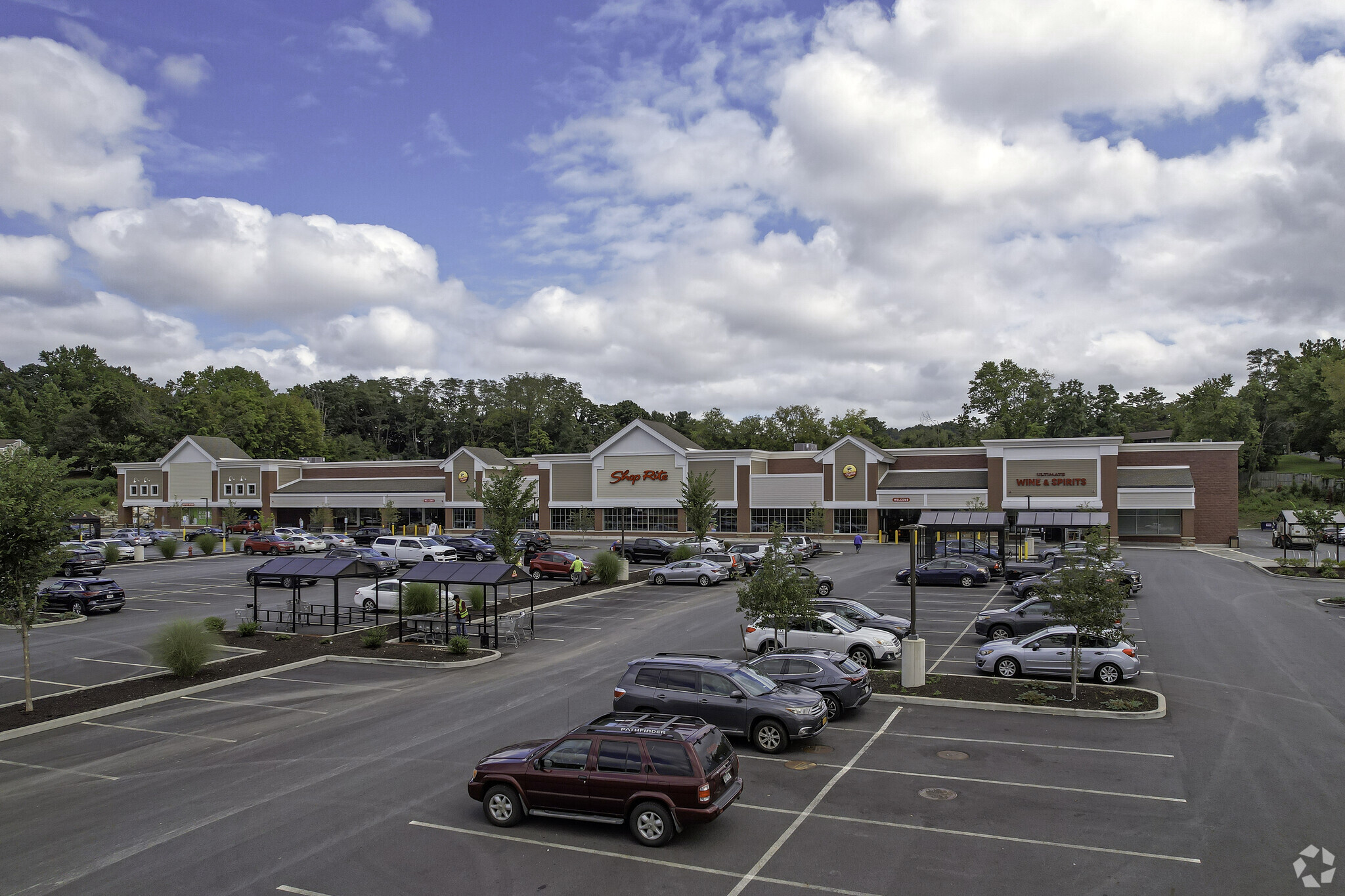 320 Saw Mill River Rd, Elmsford, NY for Rent