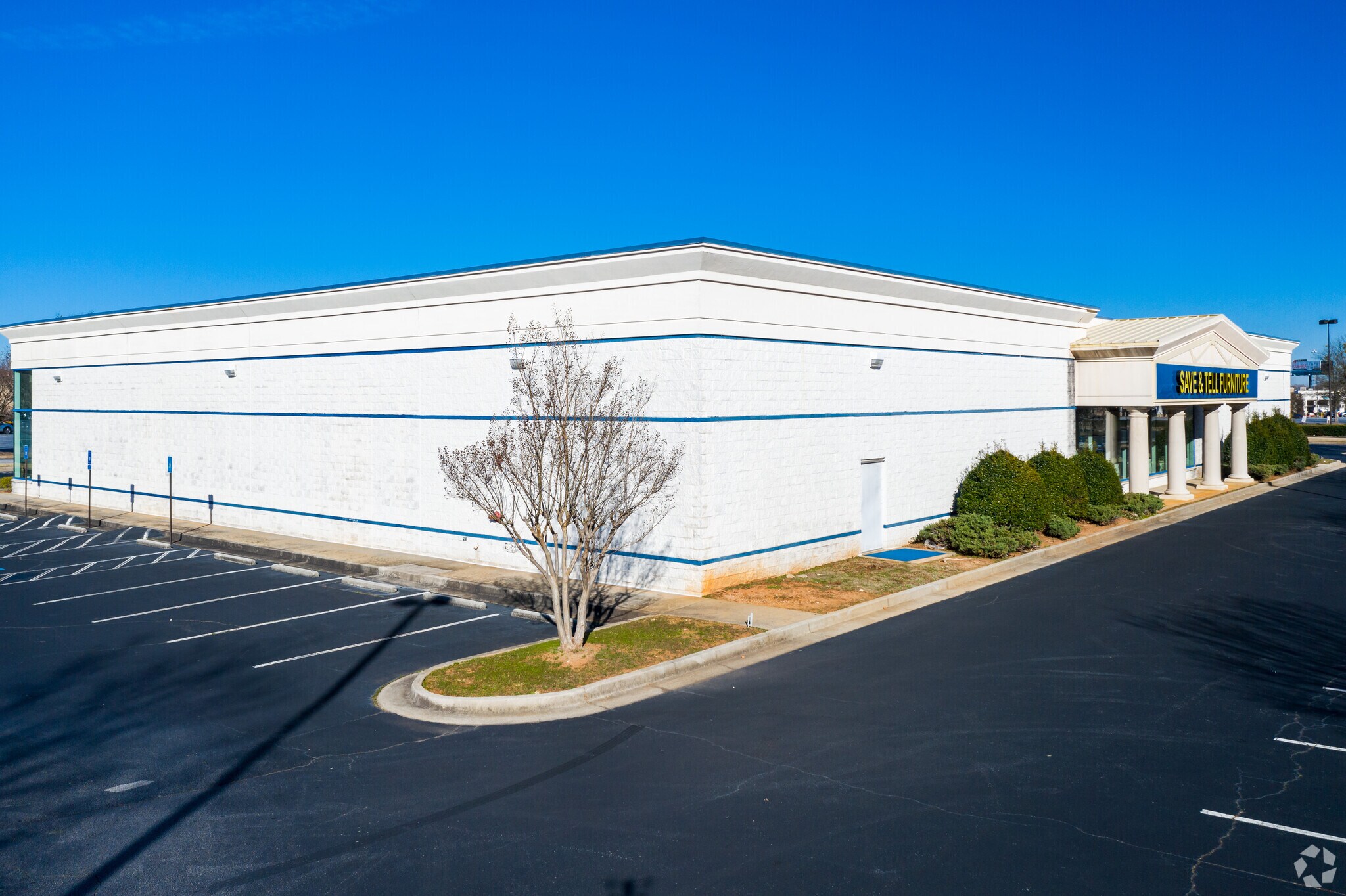 1518 Southlake Pky Morrow, GA 30260 Retail Property for Lease on