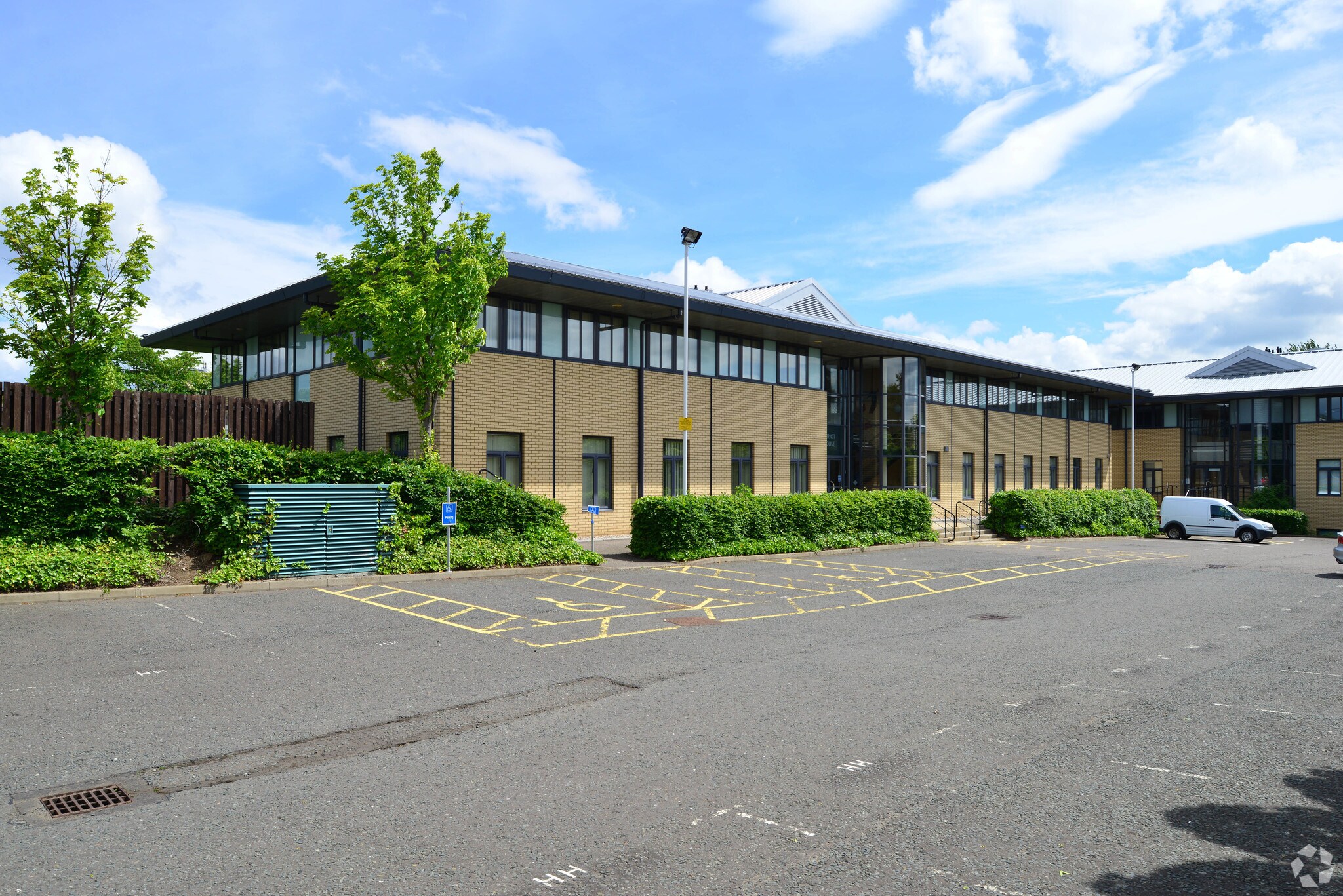 595 Calder Rd, Edinburgh, EDH for Rent