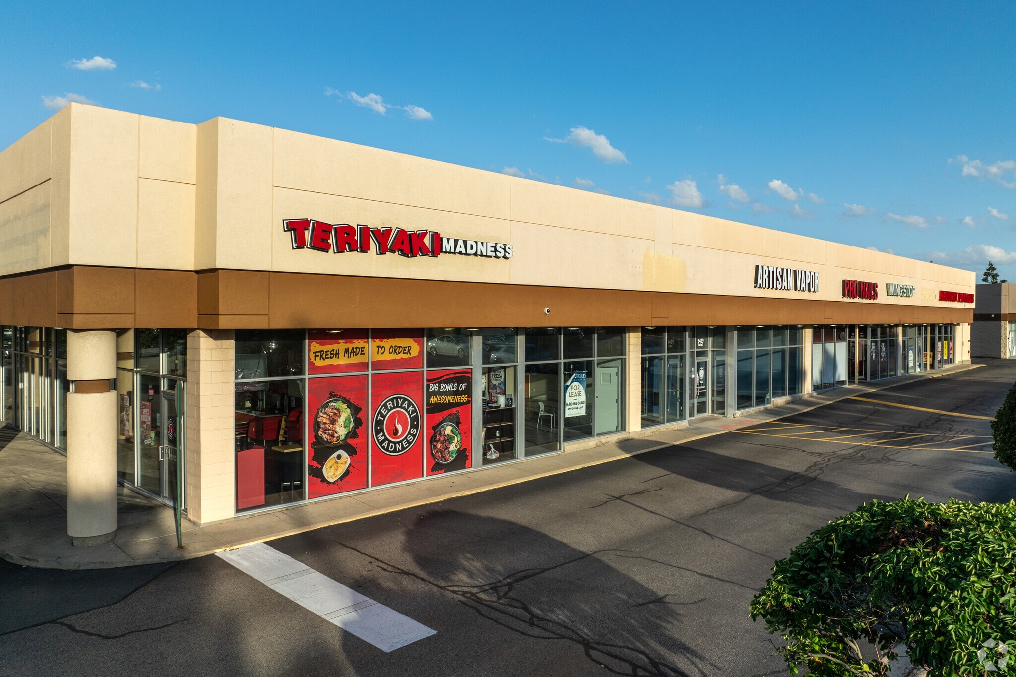 6409 Grand Ave, Gurnee, IL for Rent