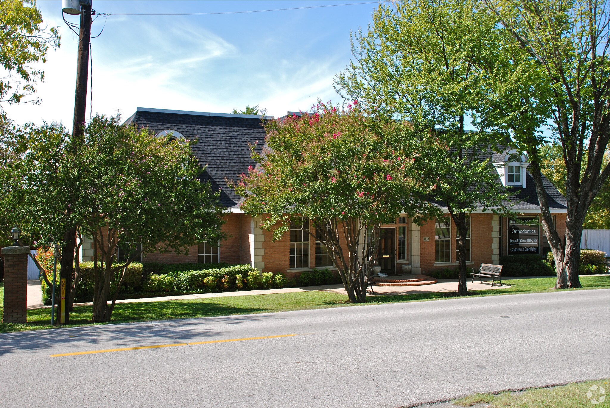 9757 White Rock Trl, Dallas, TX for Rent