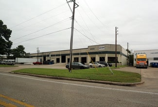 Houston, TX Industrial - 4650 S Pinemont Dr