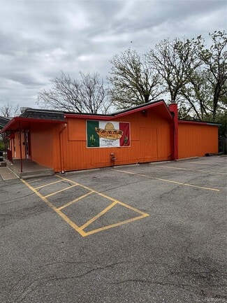 Flint, MI Restaurant - 4492 Richfield Rd
