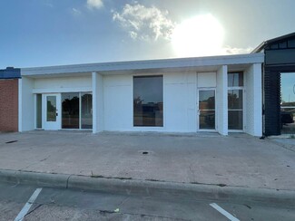 Lake Jackson, TX Storefront Retail/Office - 207 Parking Way