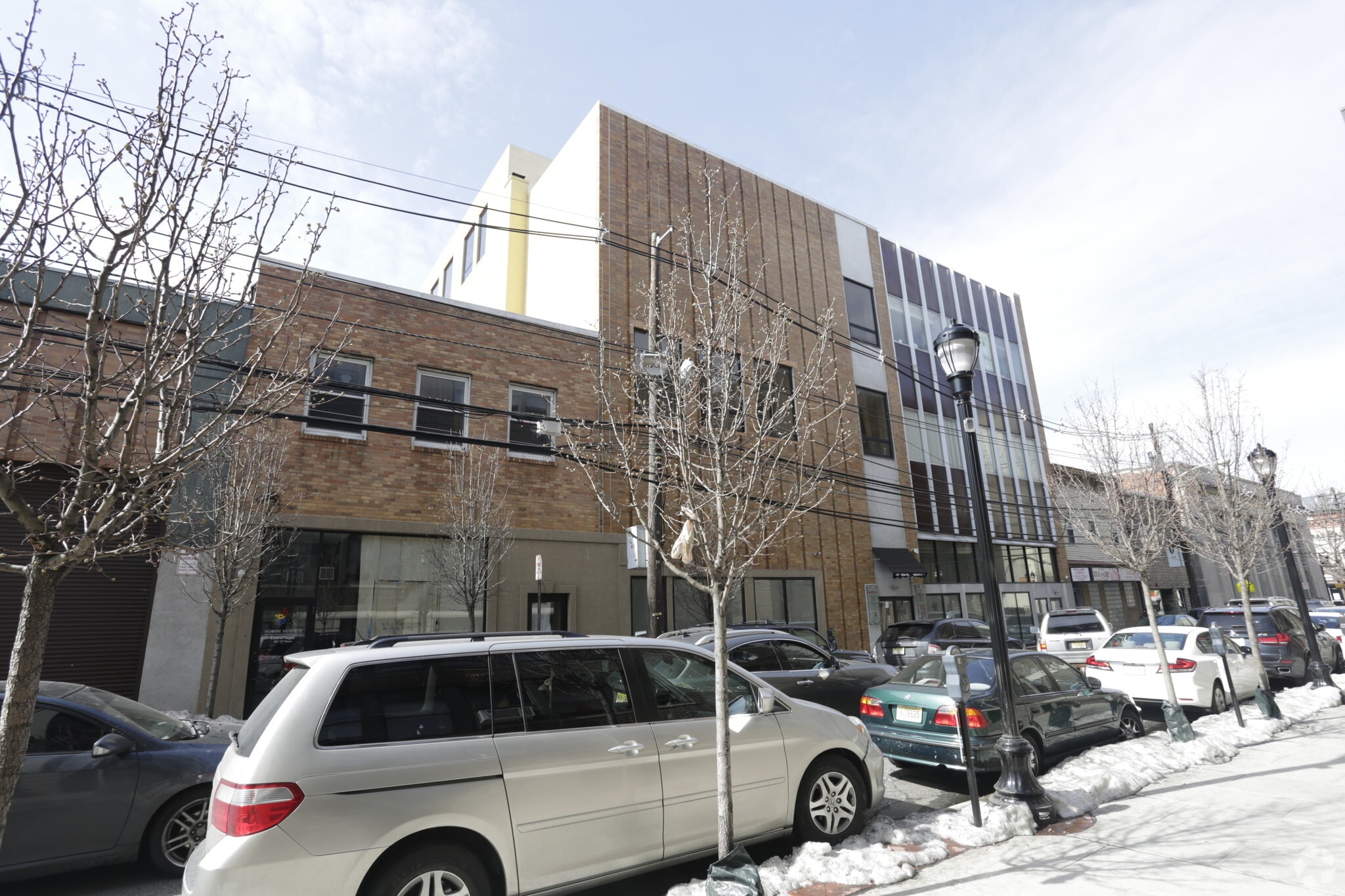 407-409 39th St, Union City, NJ for Rent