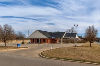 Lawton, OK Bank - 108 SW 17th St
