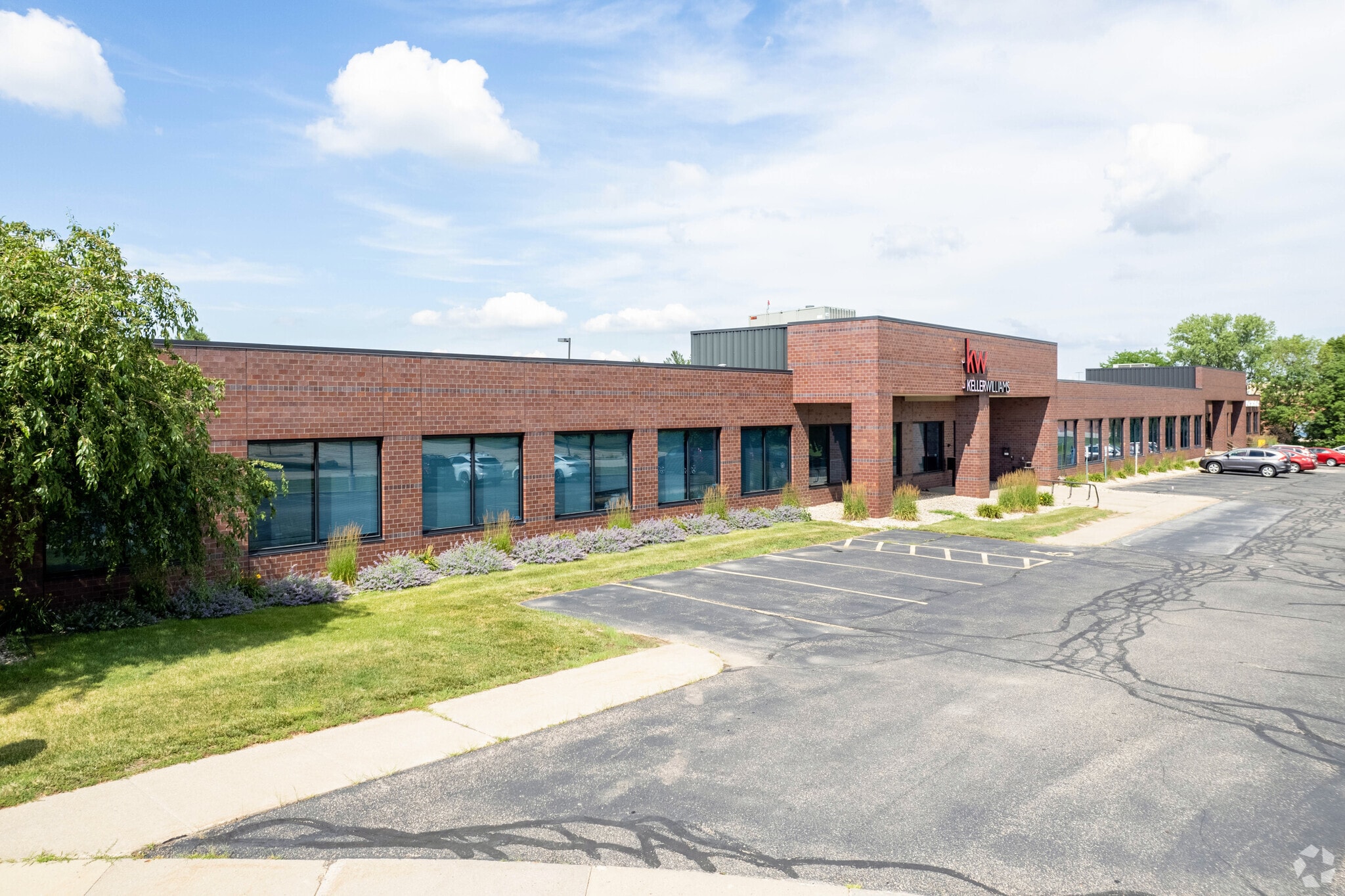 555 Zor Shrine Pl, Madison, WI for Rent