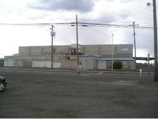 Wapato, WA Industrial - 107 N Wapato Ave