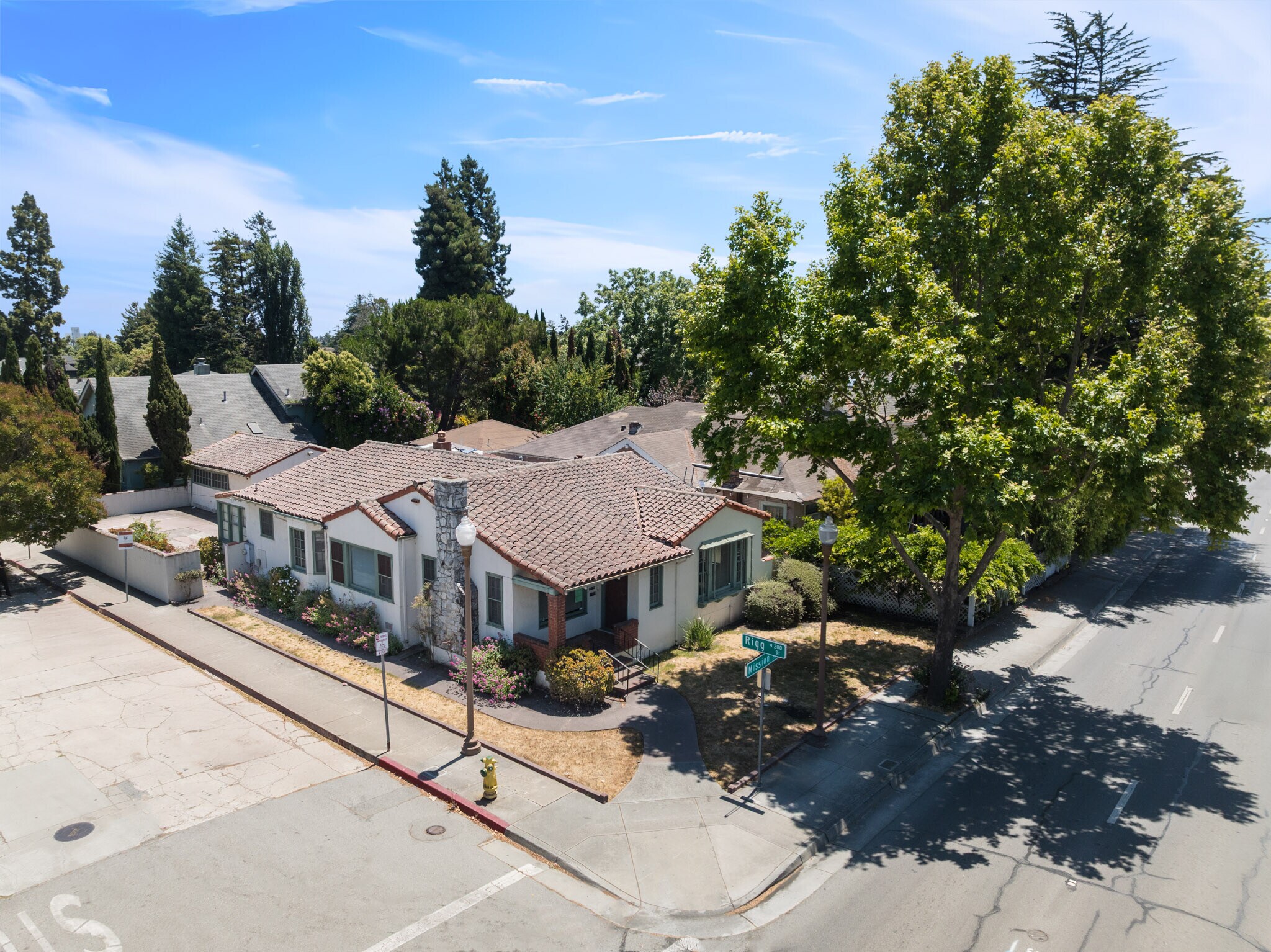 1103 Mission St, Santa Cruz, CA for Sale