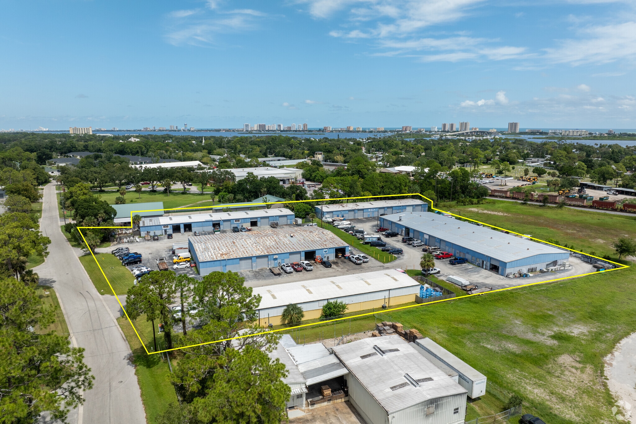 600 Oak Pl, Port Orange, FL for Rent