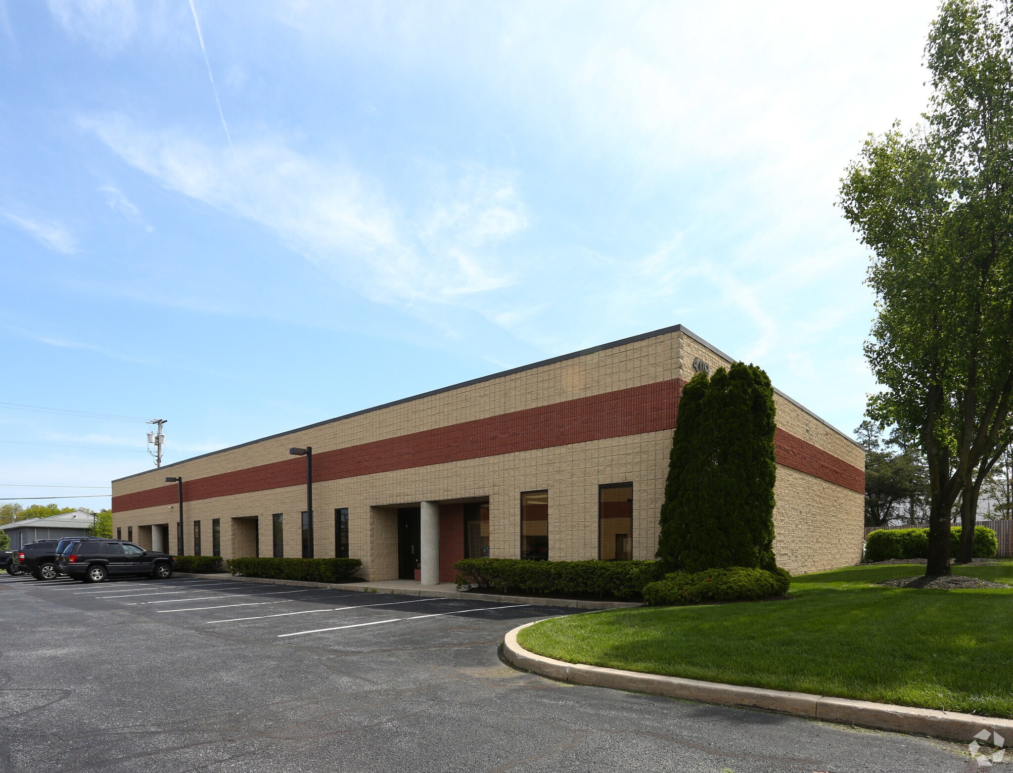 409 Bloomfield Dr, West Berlin, NJ for Rent
