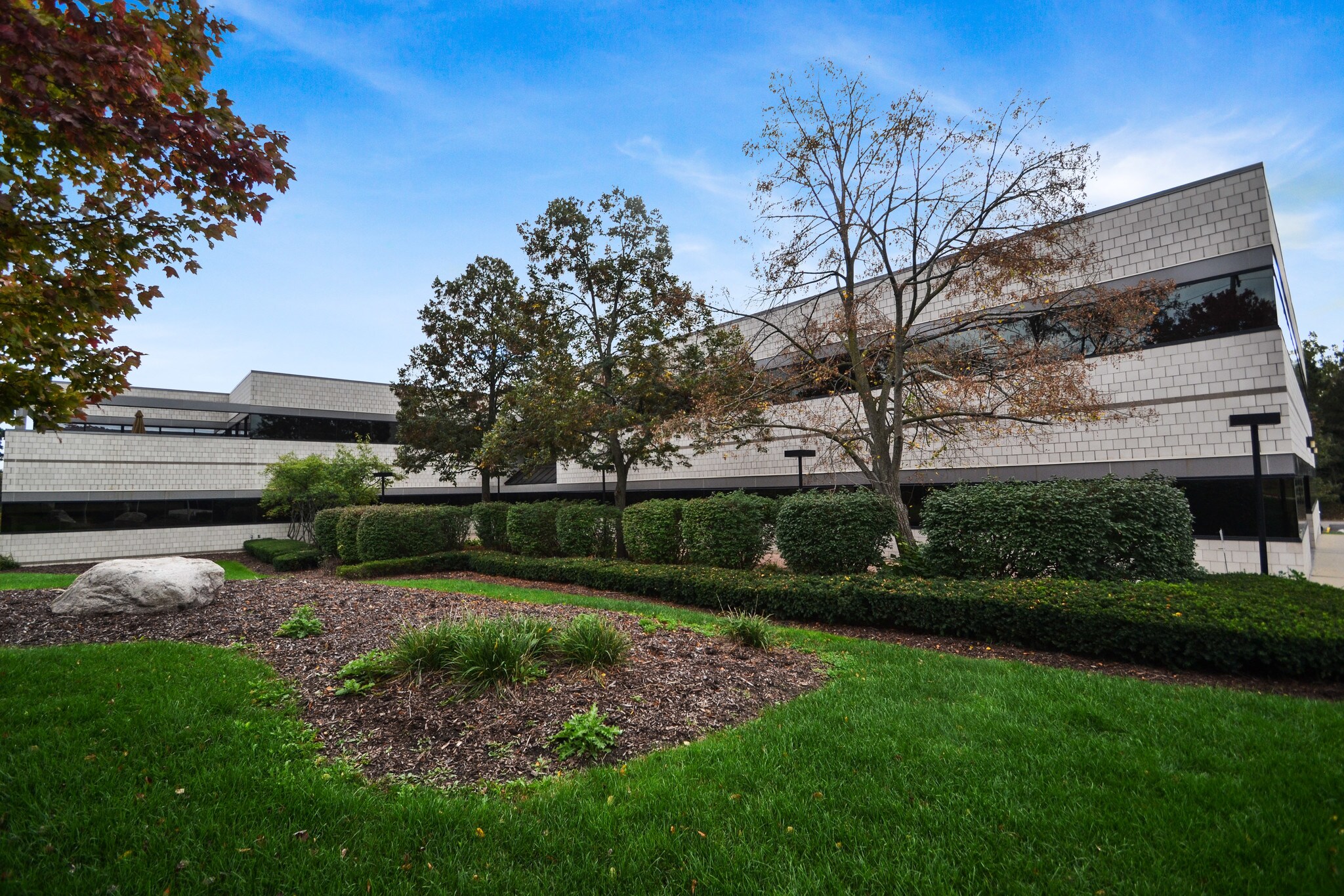 30445 Northwestern Hwy, Farmington Hills, MI for Rent