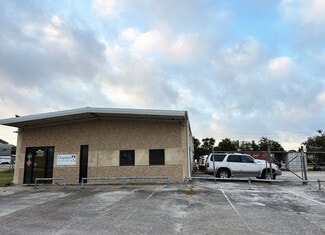 Boerne, TX Flex - 213 Commerce Ave Boerne, TX Flex - 213 Commerce Ave