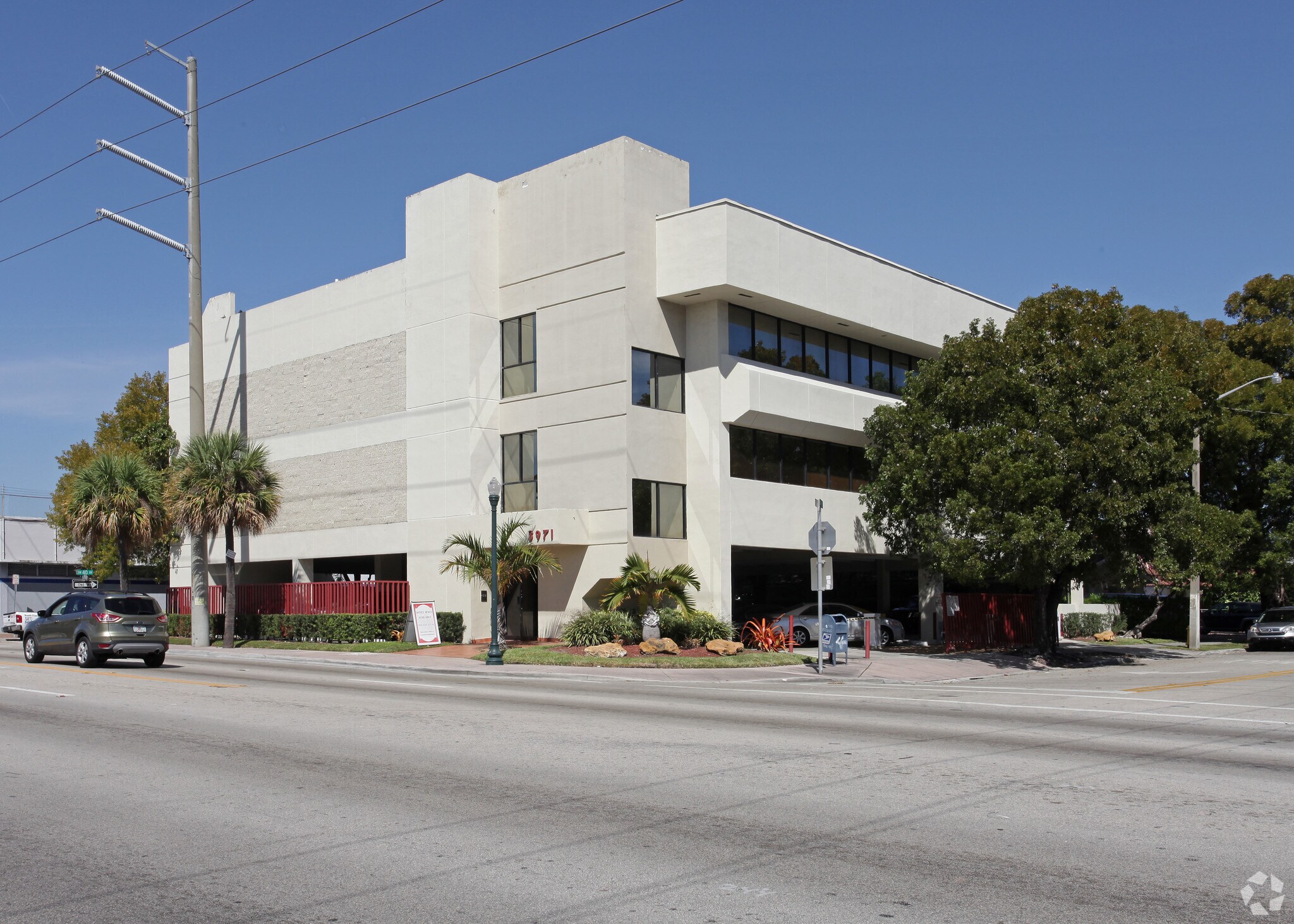 3971 SW 8th St, Miami, FL for Rent