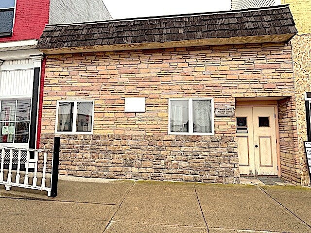 7185 Main St, Ovid, NY for Rent