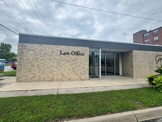 Bloomington, IL Office - 221 E Washington St Bloomington, IL Office - 221 E Washington St