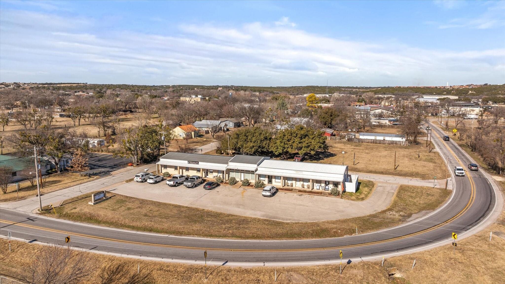 1201 NE Barnard St, Glen Rose, TX for Sale