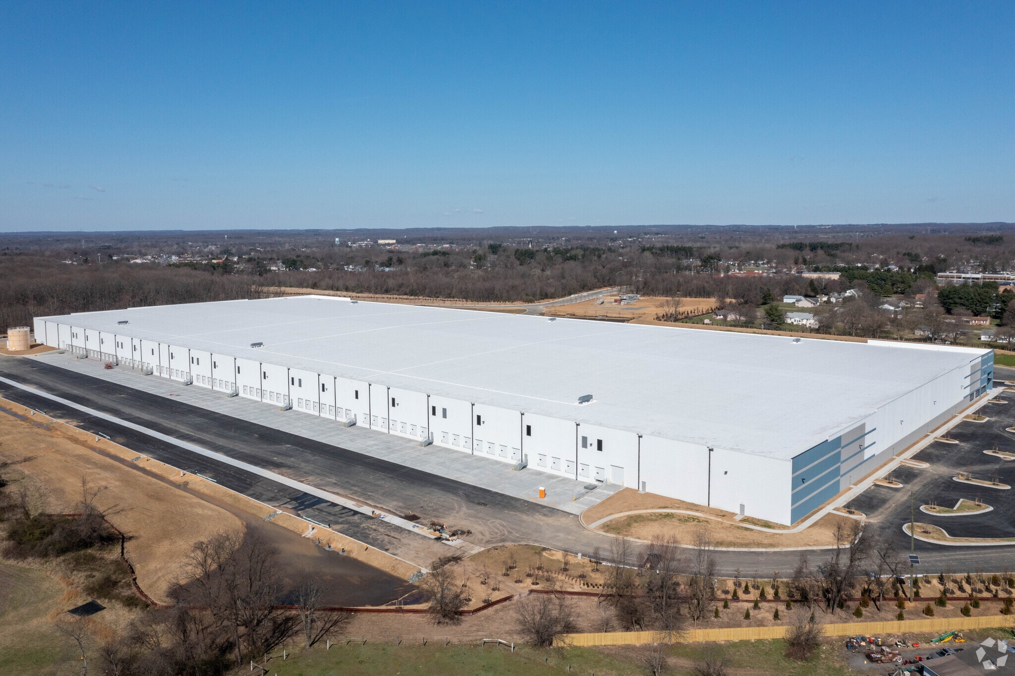 1000 Commerce Center Dr, Elkton, MD for Rent