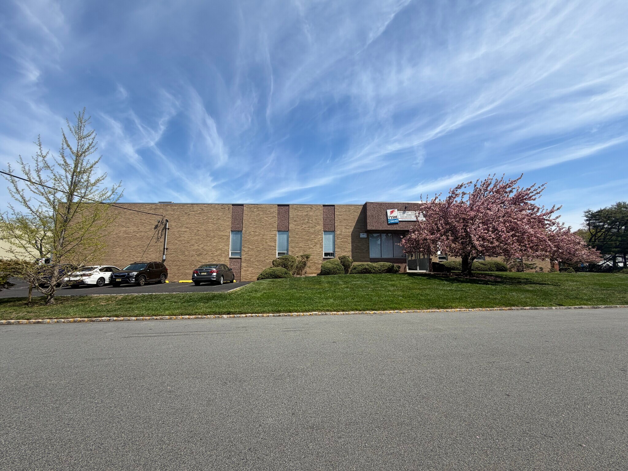 49-55 Fadem Rd, Springfield, NJ for Rent