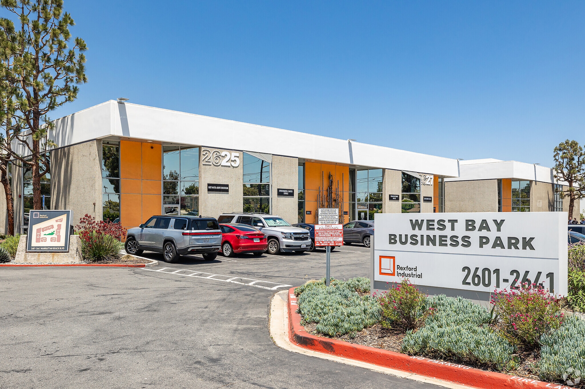2609-2627 Manhattan Beach Blvd, Redondo Beach, CA for Rent