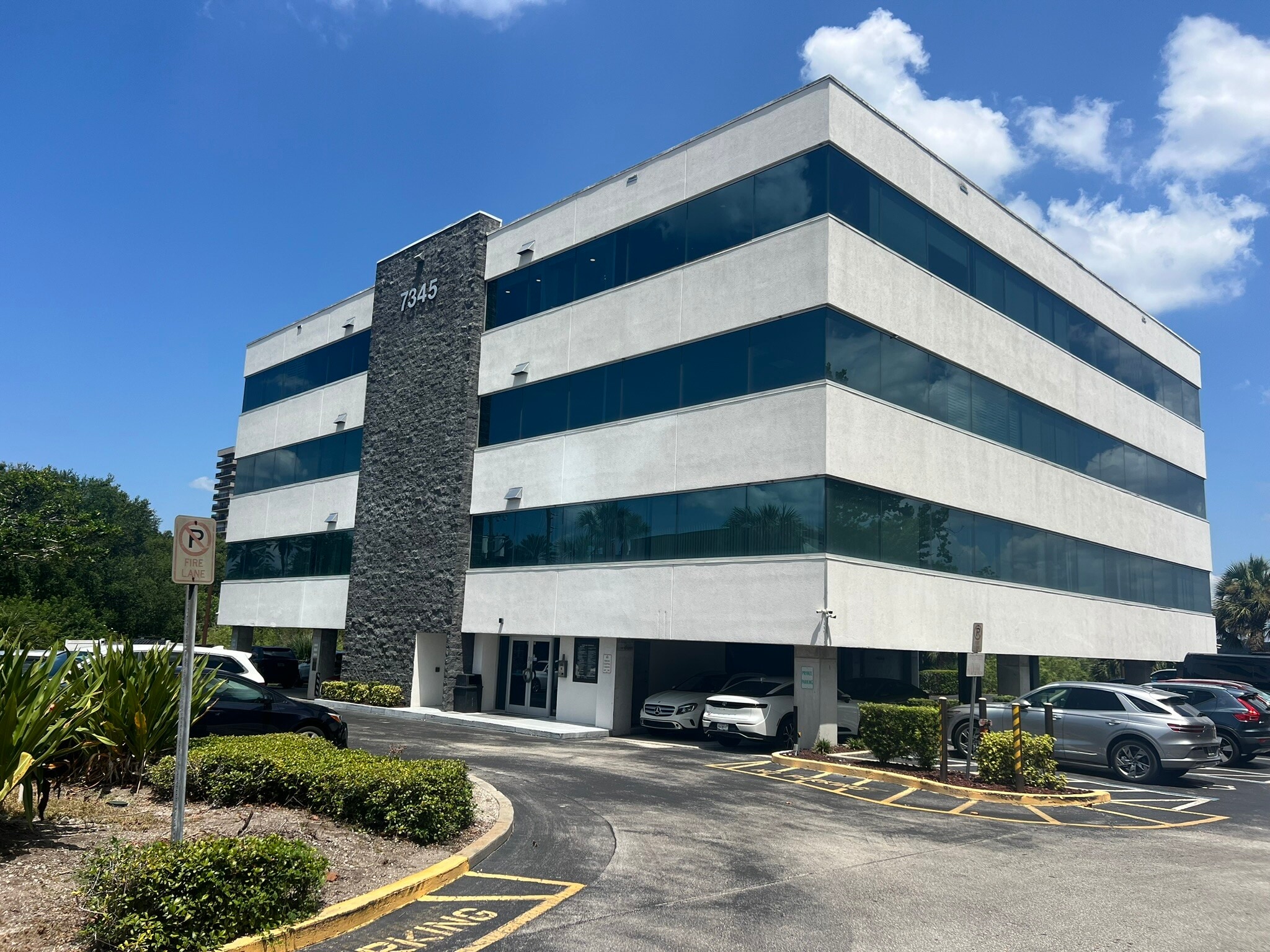 7345 W Sand Lake Rd, Orlando, FL for Rent