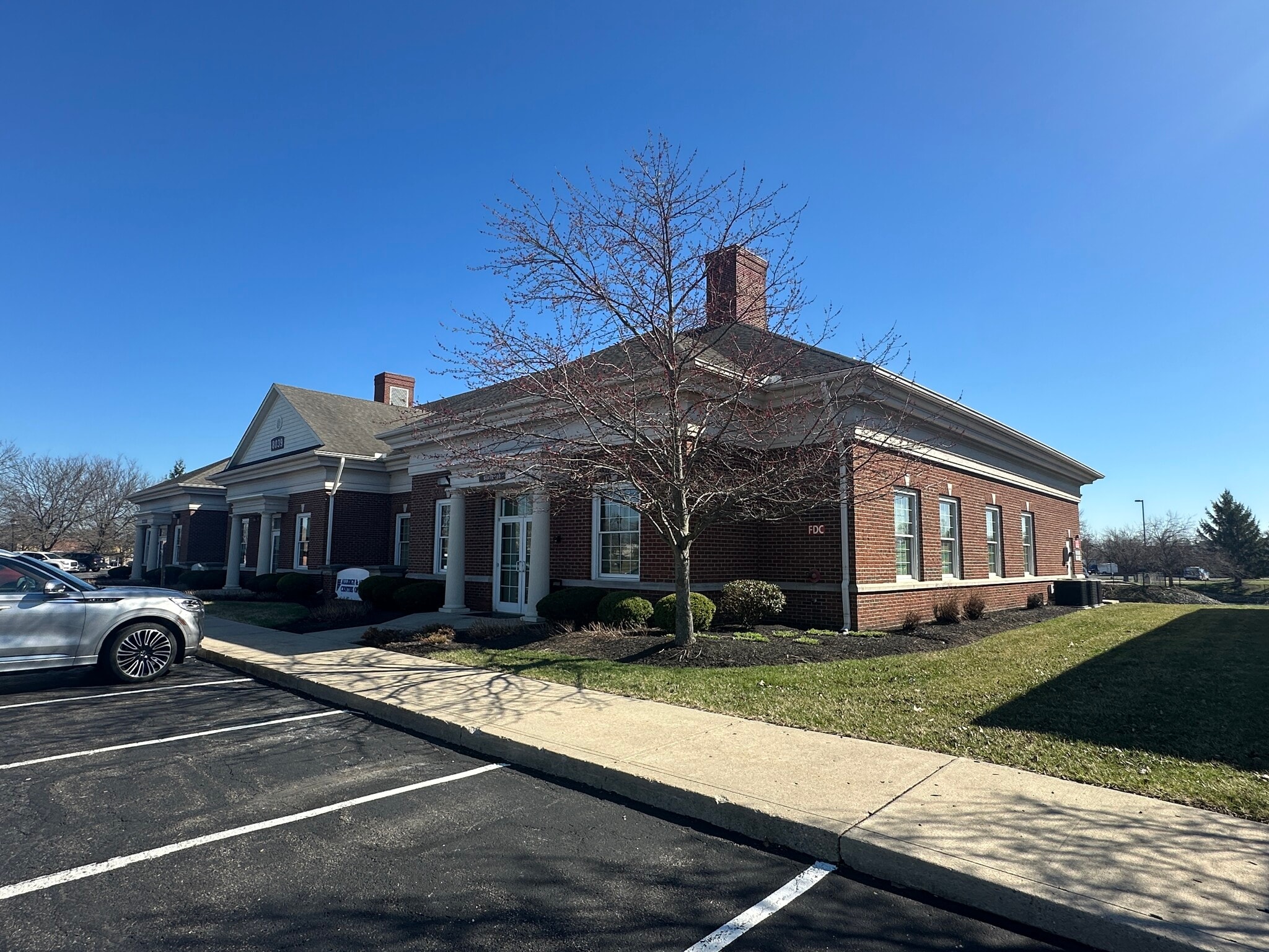 8039 Washington Village Dr, Dayton, OH for Sale