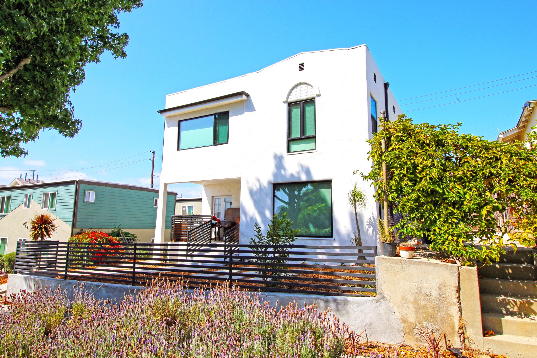 1833 19th St, Santa Monica, CA for Sale