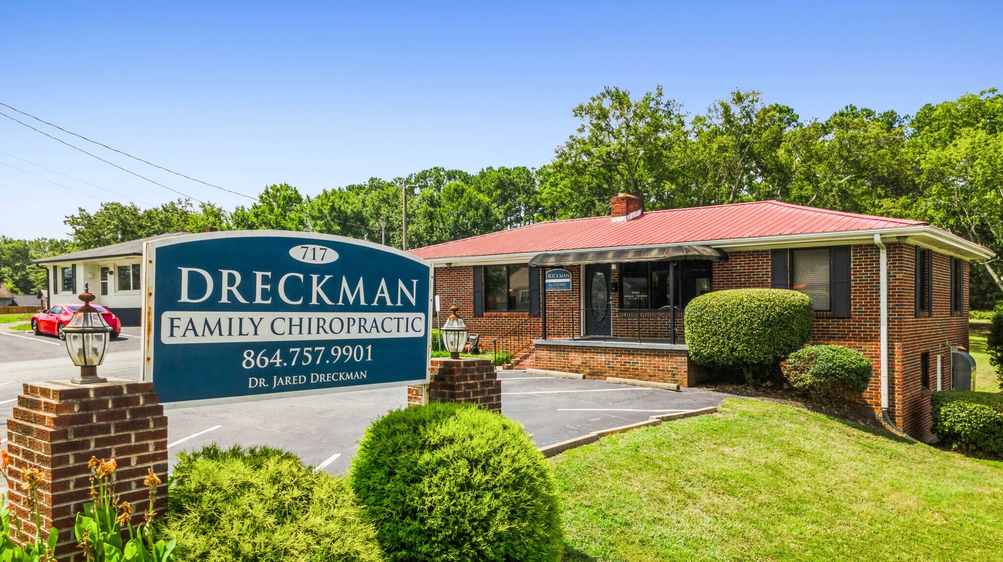 717 NE Main St, Simpsonville, SC for Sale