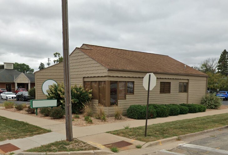 1600 Losey Blvd S, La Crosse, WI for Rent