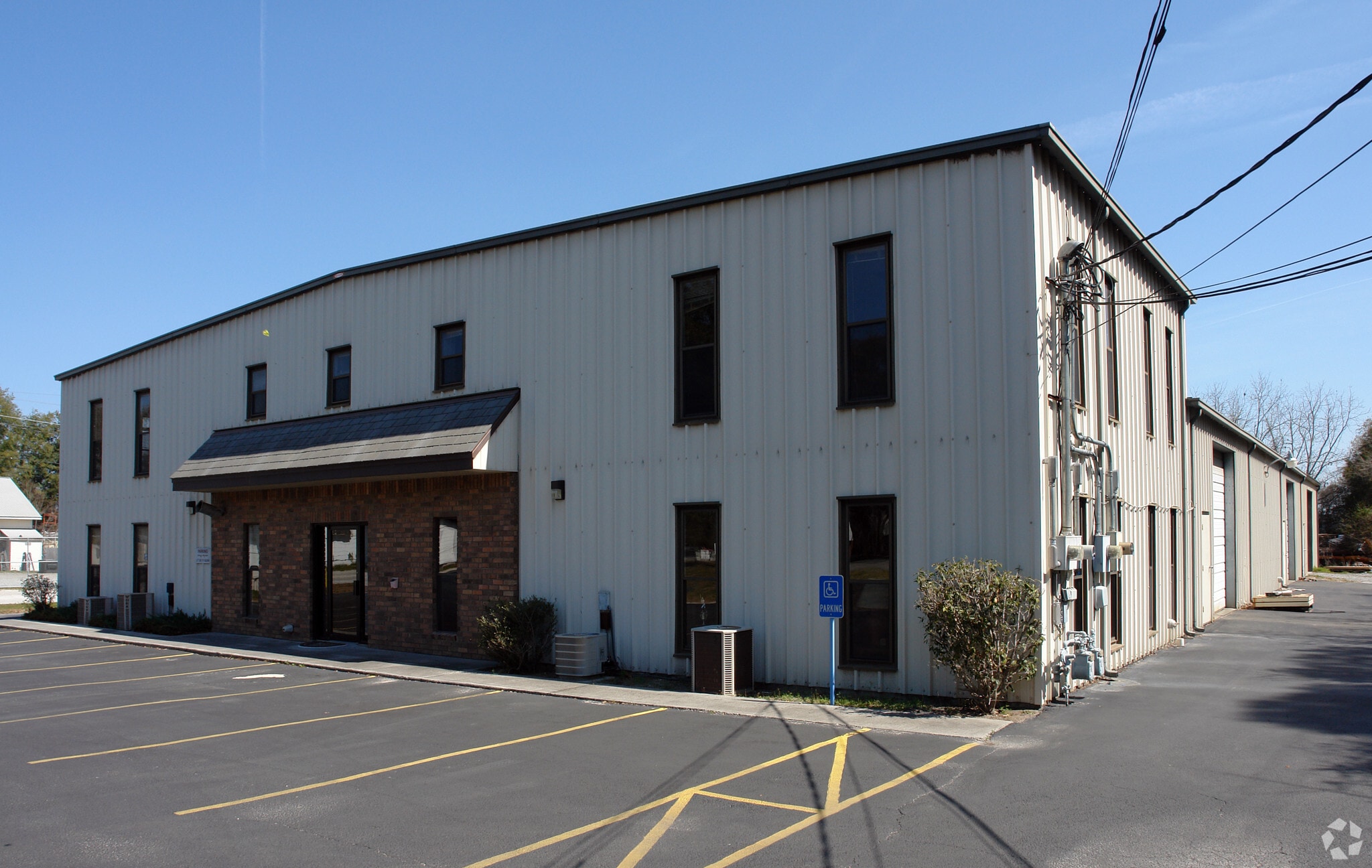1620 Dean Forest Rd, Savannah, GA for Rent