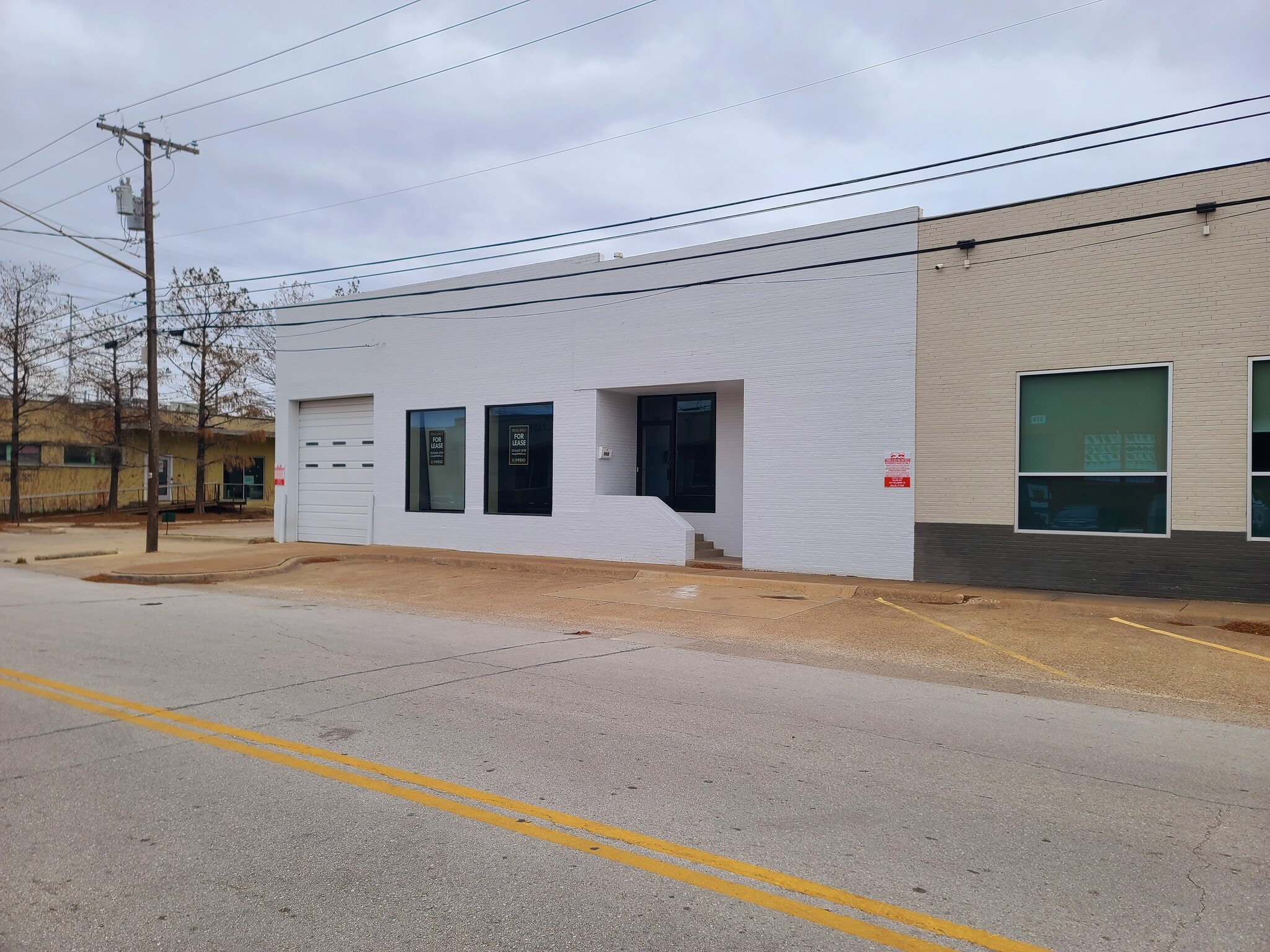 908 Dragon St, Dallas, TX for Rent
