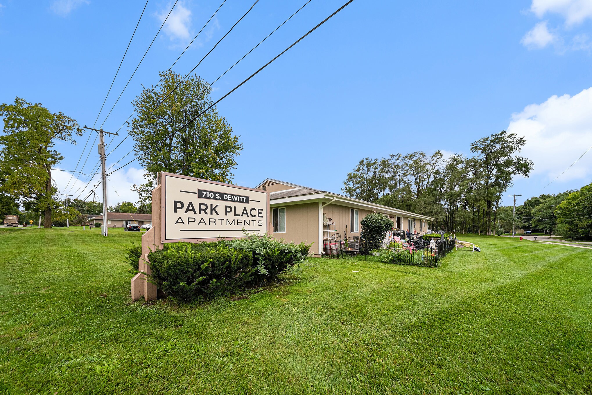 700-710 S Dewitt Dr, Dewitt, MI for Sale