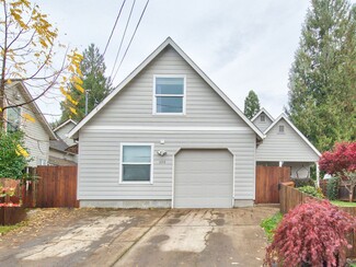 Newberg, OR Residential Income - 309 W Sherman St