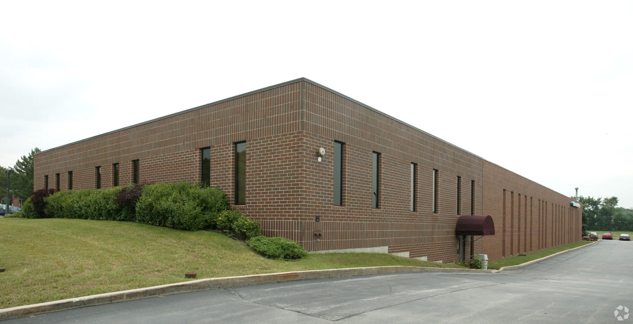 6901 W Edgerton Ave, Greenfield, WI for Sale