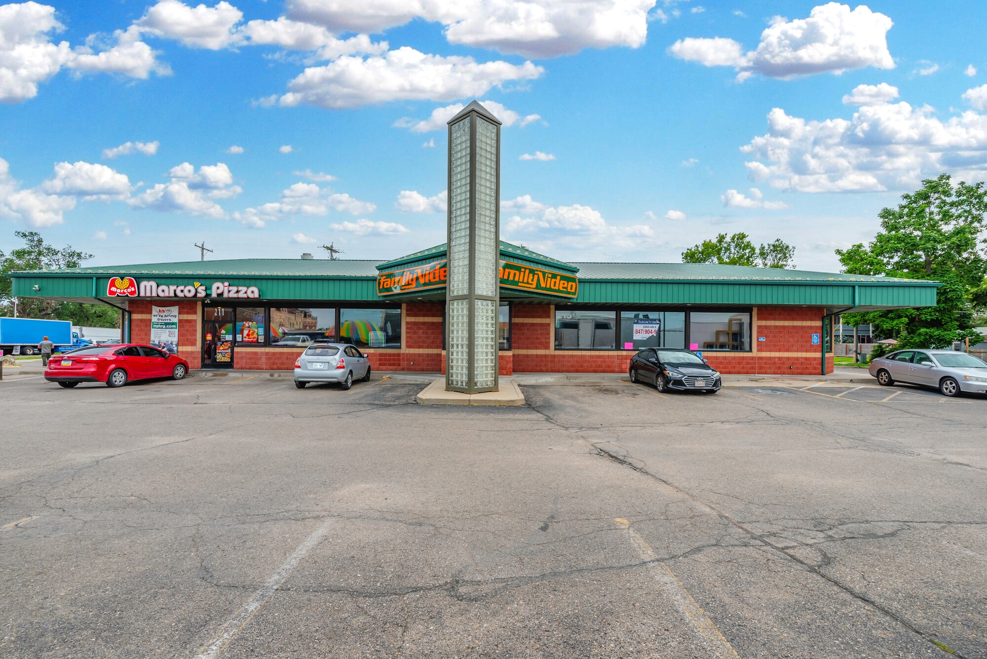 215 W 6th St, Junction City, KS for Rent
