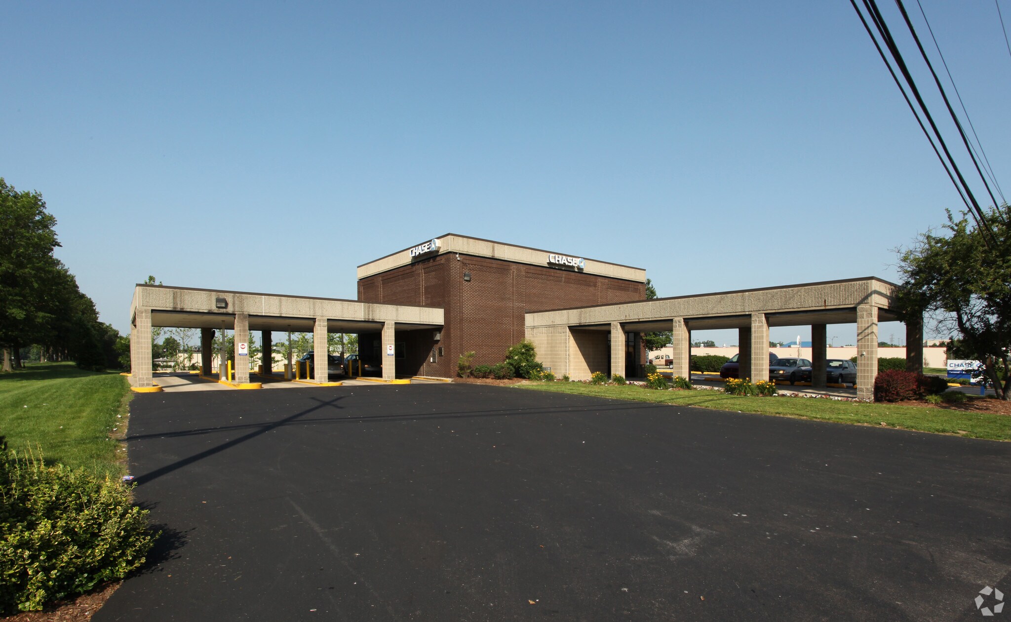 2501 Allison Ln, Jeffersonville, IN for Sale