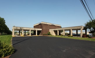 Jeffersonville, IN Bank - 2501 Allison Ln